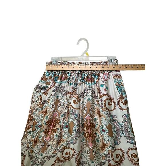 Women's Cropped Pant Beige Silky Paisley Wide Leg Flat Front Bohemian - Picture 4 of 6